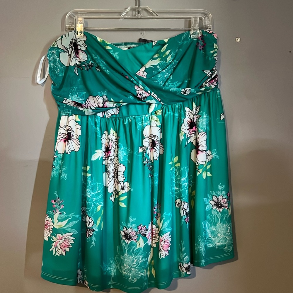 NWT - Torrid Turquoise Floral Mesh Strapless Babydoll Top